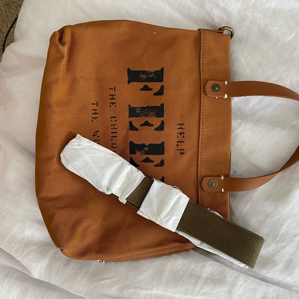 Feed America Eleanor Crossbody Bag